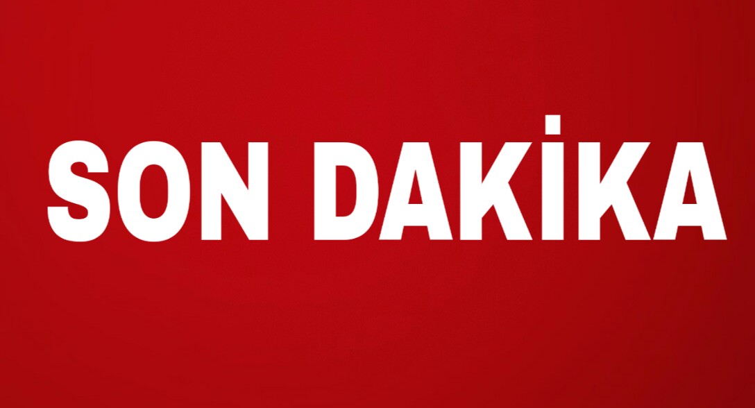 PicsArt_01-04-07.34.11