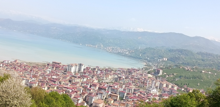 Hayırlı İftarlar Araklı