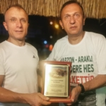 Picsart_22-08-22_20-44-30-622