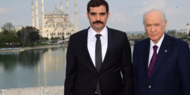 Picsart_23-01-10_14-53-28-956