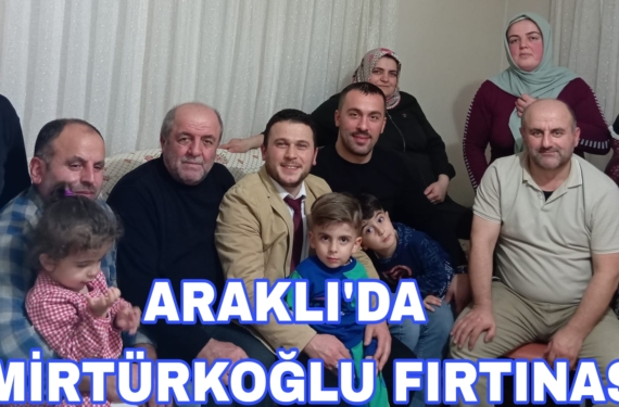 Picsart_23-12-13_22-59-09-533