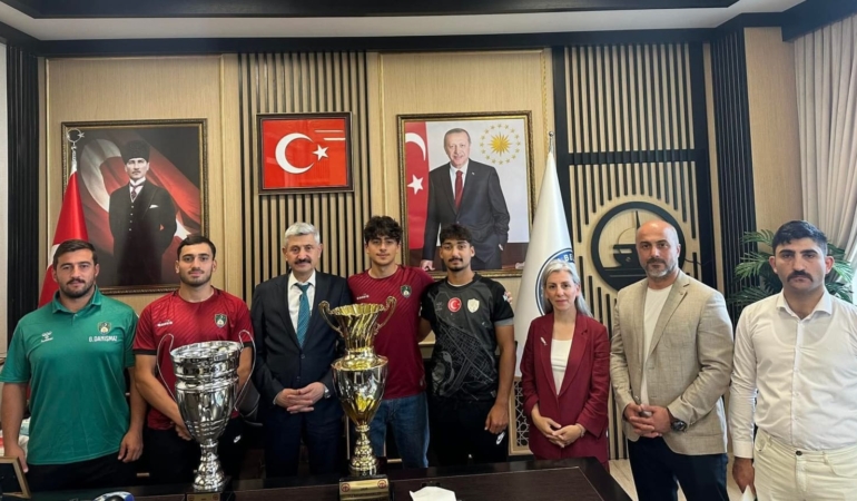 Araklı  Spor’da Fabrika Gibi